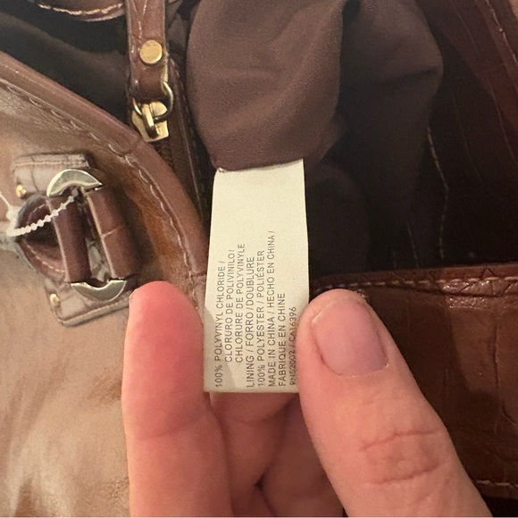 Liz Claiborne Brown Vegan Leather Tote with Structured Design - Picture 7 of 9